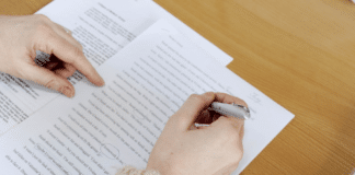 How to write the Best scholarship essay